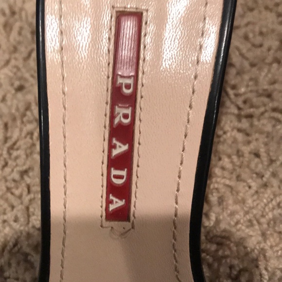 Downsizing my closet! Must have Prada wedges!! - Picture 5 of 6